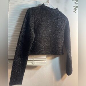 Black mini crop top with glitter. H&M